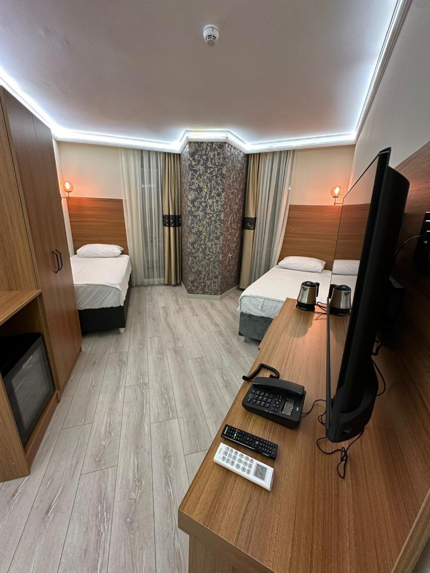 Golden Lux Hotel Анталія Екстер'єр фото
